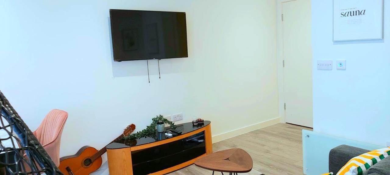 Great Studio Apartments - Netflix, Wifi, Digital Tv Sheffield Bagian luar foto