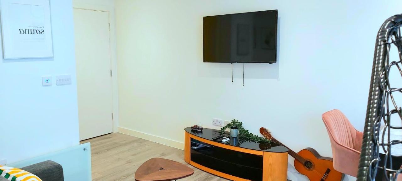 Great Studio Apartments - Netflix, Wifi, Digital Tv Sheffield Bagian luar foto